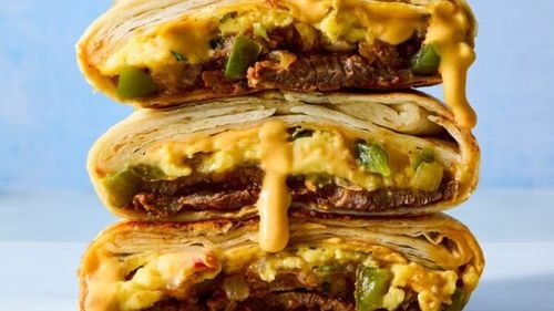 Mini Crunchwraps cu vită și ou: gustări crocante, cu aromă mexicană, pentru dimineți energice