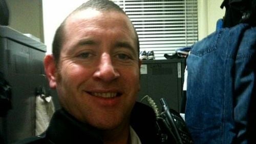 Un agent din unitatea de elită a poliţiei londoneze a recunoscut că este un violator în serie şi un prădător sexual. Are la activ zeci de atacuri, comise timp de aproape 20 de ani / Ar fi utilizat violenţa sexuală pentru a-și degrada victimele, inclusiv urinând pe unele dintre ele