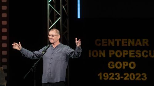 One Man Show cu Horaţiu Mălăele şi "Folk la Muzeu" cu Ducu Bertzi, în proiectul estival "Tipografia de idei" al Muzeului Ţării Crişurilor din Oradea