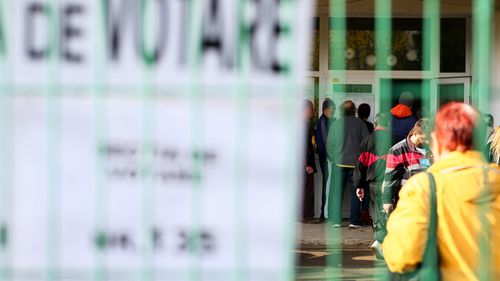 SNSPA și Universitatea Politehnică Timișoara anunță că organizează exclusiv online cursurile de vineri și luni, pentru a facilita participarea studenților la alegerile parlamentare din 1 decembrie