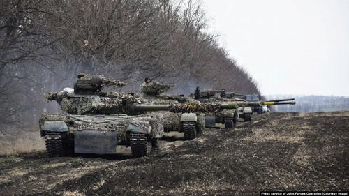 Cehia, Danemarca și Olanda au acceptat să furnizeze arme Ucrainei: cehii produc și modernizează, danezii și olandezii plătesc