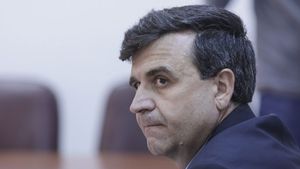 BILANȚ Procent uriaş de achitări la DNA / Bologa: „De la serviciile de informaţii nu a scăzut numai calitatea, a scăzut şi cantitatea”