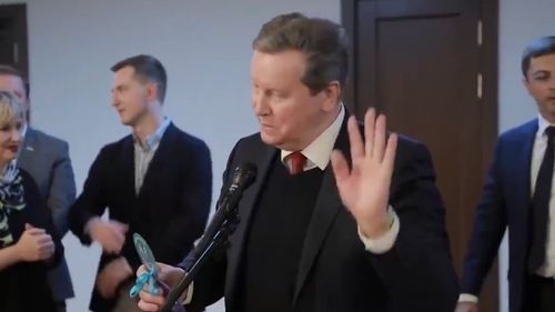 Glumă sinistră a unui deputat rus: De Crăciun, un băiat din Kiev visează rachete. Vova, vei primi rachete
