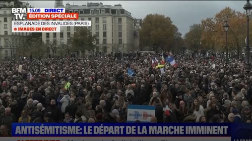 Marşul din Franţa pentru denunţarea antisemitismului: Peste 100.000 de persoane au manifestat la Paris alături de politicieni, inclusiv de extremă dreaptă. Emmanuel Macron nu a participat