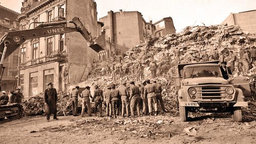 47 de ani de la cutremurul din 1977 / Orașul Zimnicea, demolat pentru vizita lui Ceaușescu / 200 de apartamente care trebuiau construite în 100 de zile s-au finalizat după 4 ani