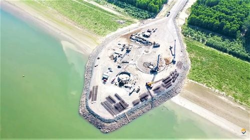 VIDEO Birocrația amenință podul de două miliarde de lei de la Brăila. Asociația Pro Infrastructură: Riscăm să avem un nou muzeu de infrastructură rutieră