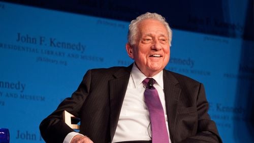 Agentul care a încercat în zadar să-l salveze pe John Fitzgerald Kennedy a încetat din viaţă la 93 de ani