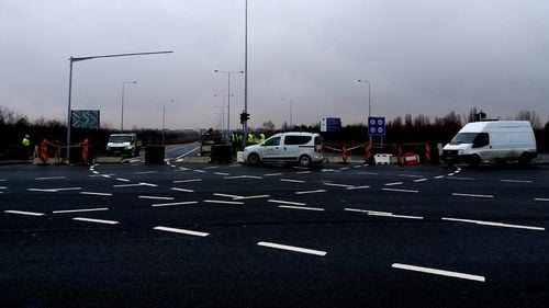 FOTO Vineri se deschide prima autostradă urbană, ciotul de 6,5 km din A3. Autostrada se termină cu un semafor în Șoseaua Petricani