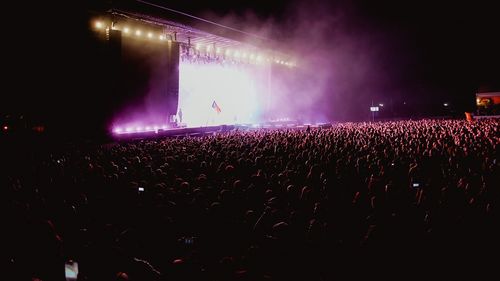 VIDEO Clip cu concertul trupei Twenty One Pilots în România, viral pe Youtube