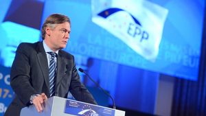VIDEO INTERVIU Antonio Lopez Isturiz, secretarul general al PPE, despre a doua anchetă împotriva lui Kovesi: Deodată, din senin, apar noi dosare. Am mai văzut și la alte guverne socialiste. E de ajuns
