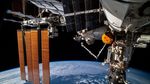 Alertă pe Stația Spațială Internațională / NASA i-a plasat pe astronauți sub alertă de evacuare, după o scurgere de aer care s-a agravat