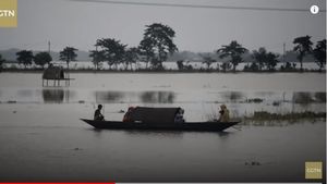 Autorităţile din Nepal închid şcolile după ce ploile torenţiale au făcut 100 de morţi