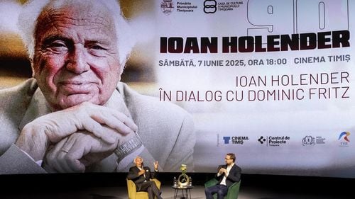 La 90 de ani, Ioan Holender, cel mai longeviv director al Operei din Viena, într-un talk-show cu sală plină la Timișoara: „Un sfert de secol am trăit aici”