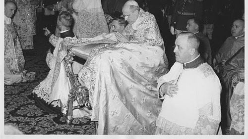 Holocaust: "Papa Pius al XII-lea știa că evreii erau exterminați de naziști, dar a tăcut"