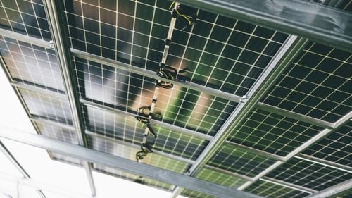 Eurostat: Sursele de energie regenerabile sunt tot mai folosite pentru încălzire şi răcire în UE / Suedia, Estonia și Letonia sunt pe podium