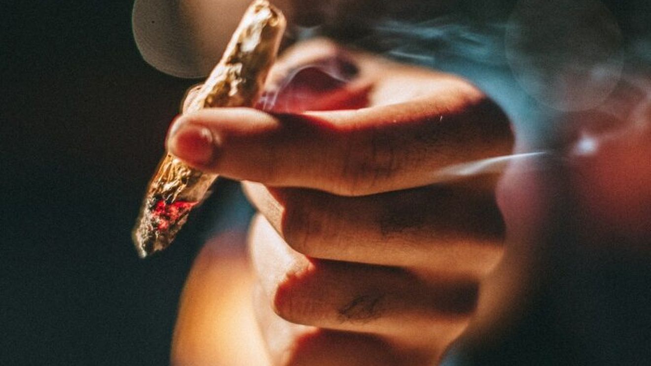 Olanda legalizează canabisul într-un experiment pe o perioadă de patru ani, în două orașe / Zece produse selectate în experiment