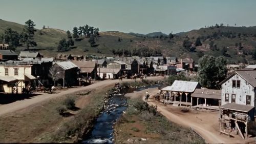 VIDEO Clip video despre California în vremea goanei după aur, creat de inteligența artificială pe baza unui simplu text / Sistemul Sora, de la OpenAI, poate agrava fenomenul deepfake