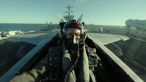 Tom Cruise a fost premiat de US Navy pentru rolul său din „Top Gun”