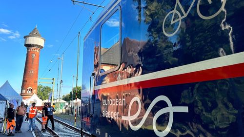 Un tren de noapte care leagă Bruxelles-ul de Berlin, via Amsterdam, va fi prelugit până la Praga / Patru capitale europene vor fi apoi conectate, cu posibilitatea de a ajunge la Paris și Londra dintr-un alt tren din Bruxelles