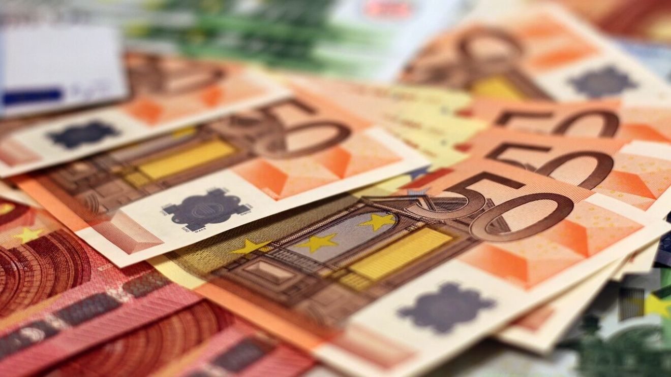 Spania reduce TVA la gaze de la 21% la 5%