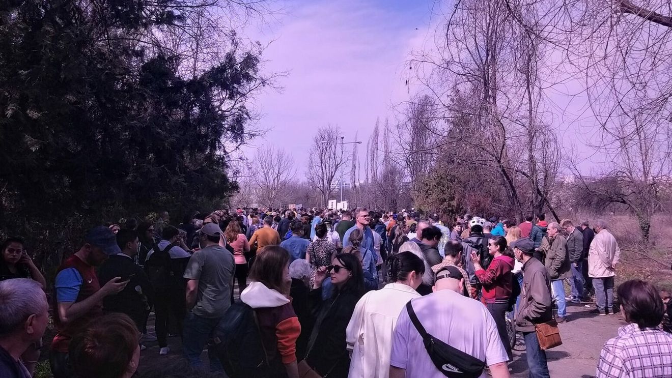 București: Aproximativ o mie de persoane au manifestat la protestul „Nu cedăm Parcul IOR”