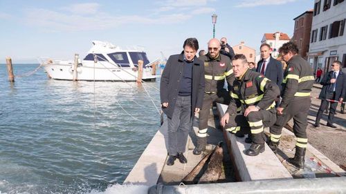Veneția sub ape: Guvernul italian a declarat stare de urgență și acordă ajutoare