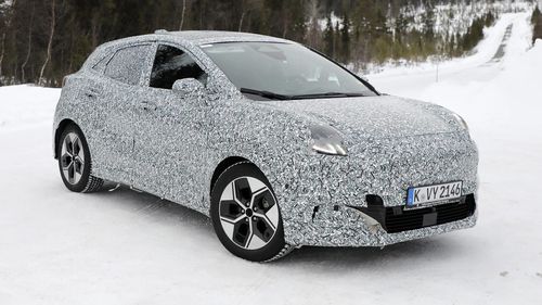 FOTO Cum arată prima mașină electrică produsă de Ford la Craiova. Producătorul se pregătește să lanseze în Europa versiunea complet electrică a SUV-ului său mic Puma