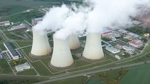 „Nuclear”, cel mai recent film al lui Oliver Stone, în cinematografe din 27 octombrie