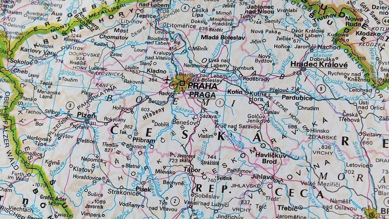 Coronavirus: Cehia introduce controale la frontierele cu Germania şi Austria