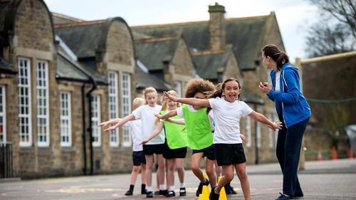 Despre managementul bun al unei școli primare din Anglia