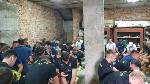 Ucrainenii revin pe stadioane la aproape doi ani de la începerea invaziei ruse / Banii din bilete vor merge către armată