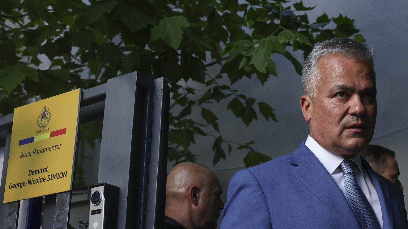 BREAKING Adrian Veștea anunță după convocarea la George Simion că a promis AUR să introducă măsurile cerute de partidul extremist în programul de guvernare