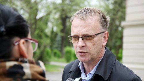 Un consilier local PNL din Iași a fost bruscat de viceprimarul de la ALDE, în pauza şedinţei de consiliu. Filiala municipală PNL cere demisia viceprimarului