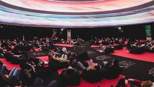 Cel mai spectaculos spațiu cinematografic din România s-a deschis luni la Sibiu (Parteneriat)