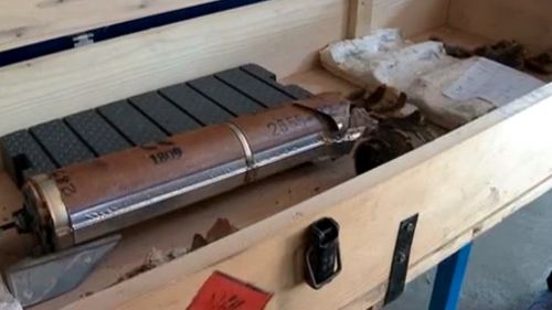 O rachetă antigrindină a căzut în curtea unor localnici din comuna vrânceană Bilieşti/ În urmă cu doi ani, o altă rachetă le-a ajuns în fața casei