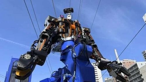 Producătorii chinezi de roboţi umanoizi vor să ajungă din urmă Tesla / Subvenții masive de la stat