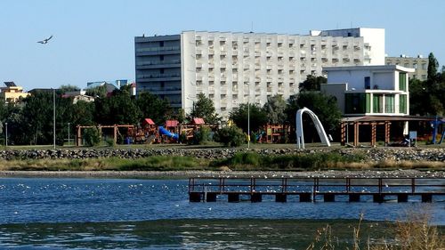 Sanatoriul Balnear şi de Recuperare Techirghiol va fi extins / Noul ansamblu va cuprinde un bazin de tratament cu apă sărată cu lift pentru persoane cu dizabilităţi și un bazin cu apă dulce