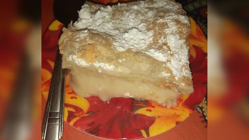 Rețetele bunicii: Cremșnit cum făcea bunica doar o dată-n an