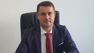 Cine este Lucian Morar, primarul populist care a anunțat că renunță la pensia specială, deși nu era nevoie, prin declarație notarială
