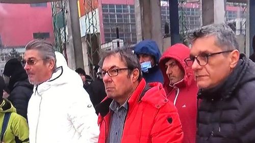 Grevă spontană la CET Sud, CET Grozăvești și CET Progresul. Angajații cer măriri de salarii și demisia conducerii ELCEN