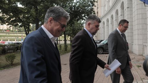 Premierul Ciolacu, întâlnire la Ministerul Finanțelor cu Marcel Boloș, în contextul discuțiilor despre noile taxe