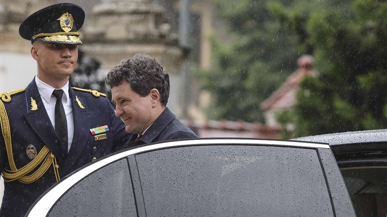 BREAKING Nicușor Dan și șefii de partide se vor întâlni joi pentru discuția finală. E de așteptat nominalizarea lui Ilie Bolojan ca premier / Posibilă rotativă cu premier PSD