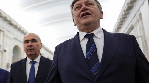 Crin Antonescu, despre iniţiativa SNSPA de a-l nominaliza pe Trump la Premiul Nobel pentru Pace: Lăsând gluma la o parte, de ce nu, Dacă închide conflictul ucrainean într-o manieră onorabilă