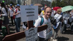 Marius Nistor: Guvernul a avansat o nouă variantă / Creşterea de la 1 ianuarie 2024 ar trebui să fie de 45% din creşterile stipulate în grilele de salarizare şi 1.500 de lei acordaţi în 5 octombrie, bani din fonduri europene
