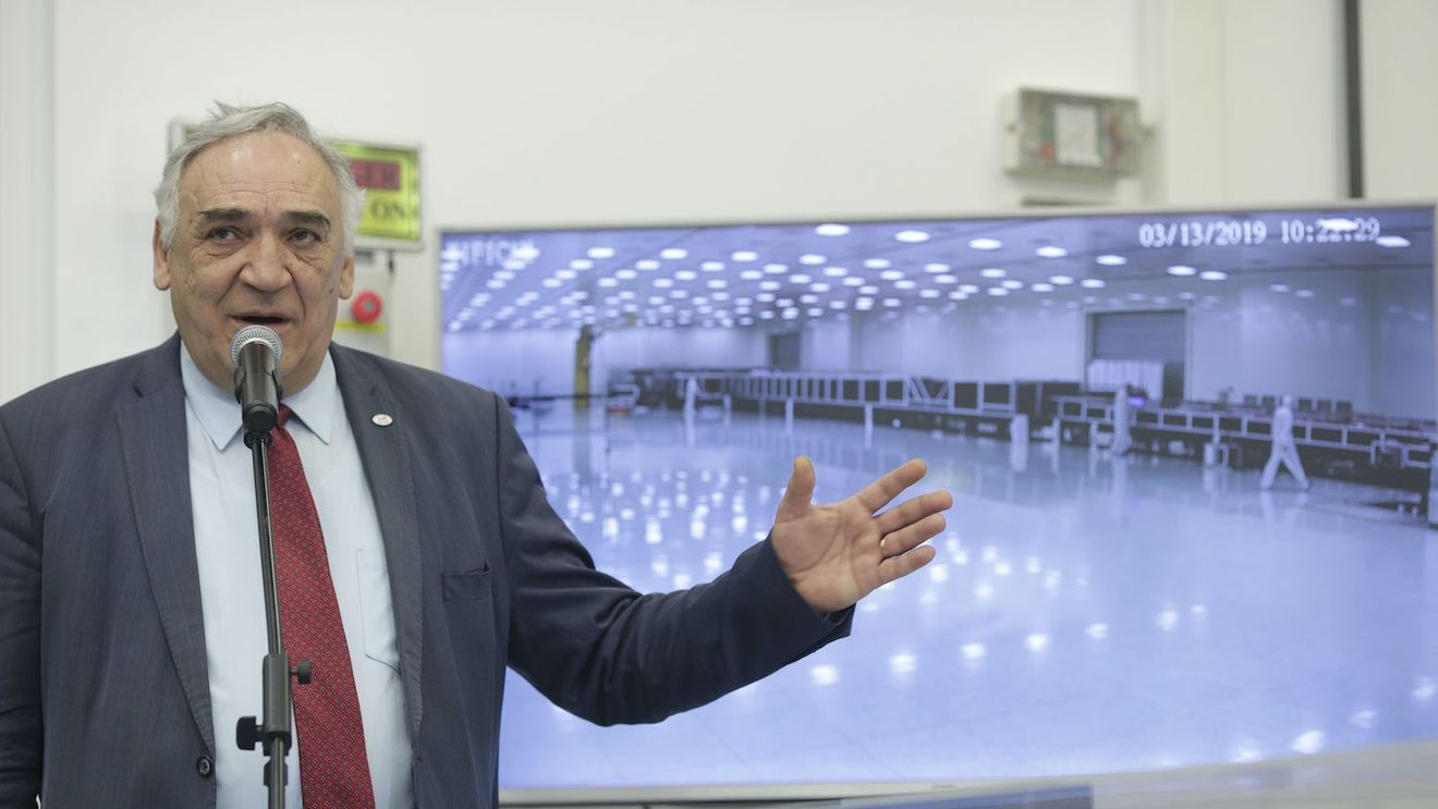 OFICIAL Nicolae Zamfir, directorul laserului de la Măgurele, a fost revocat din funcție de ministrul Educației. În locul său a fost numit director interimar Nicolae Mărginean
