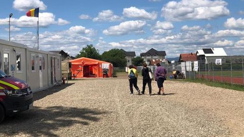 Numărul de refugiați ucraineni dintr-o tabără de căsuțe modulare din Rădăuți a depășit capacitatea de cazare / Sunt 142 de persoane cazate în 136 de locuri / Peste 1.500 de refugiați au trecut prin tabăra de aici de la începutul războiului