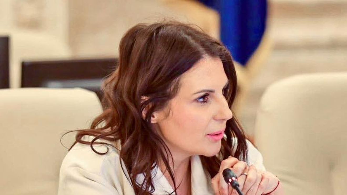 Senatorul PNL Gabriela Horga răspunde acuzațiilor PSD: Listarea pachetelor minoritare la bursă, cheia transparenței și investițiilor, nu a „vânzării” companiilor de stat / ”Reforma nu mai poate fi amânată”