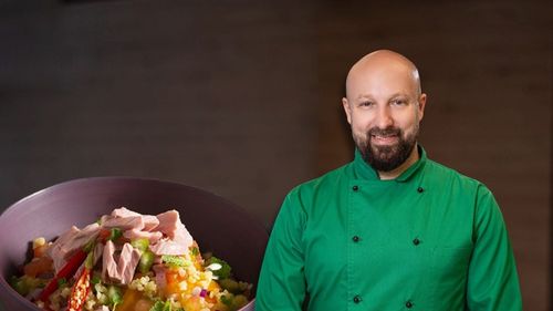 Tonul, ingredientul-vedetă al meselor de post / Chef Alex Cîrțu: „Aduce proteine complete, grăsimi sănătoase și un aport consistent de vitamine și minerale, fără să iasă din spiritul Crăciunului”