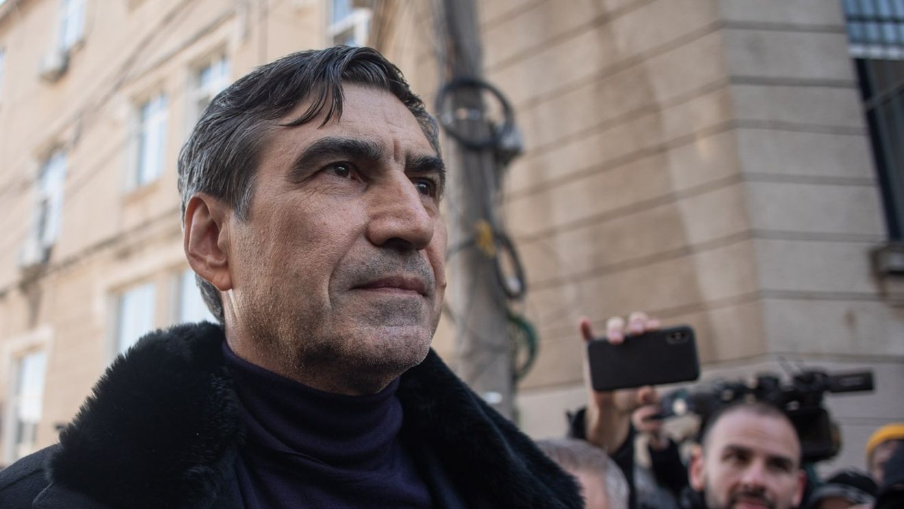 Victor Pițurcă scapă de controlul judiciar. Tribunalul București a admis contestația fostului selecționer