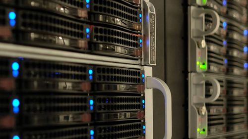 Cel mai rapid supercomputer, pe punctul de a fi surclasat. Cercetătorii estimează că noul sistem va opera la viteza de 250 petaflopi